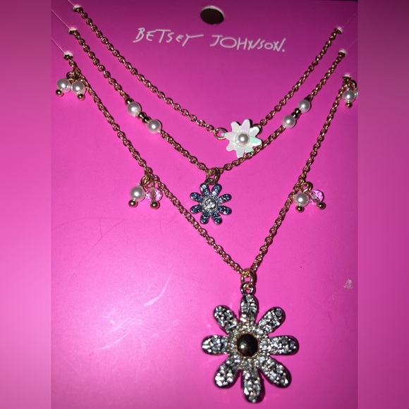 SOLD BETSEY JOHNSON SET Ooh a Daisy Mixed Metals Necklace Bracelet Earrings NWT - Picture 11 of 16